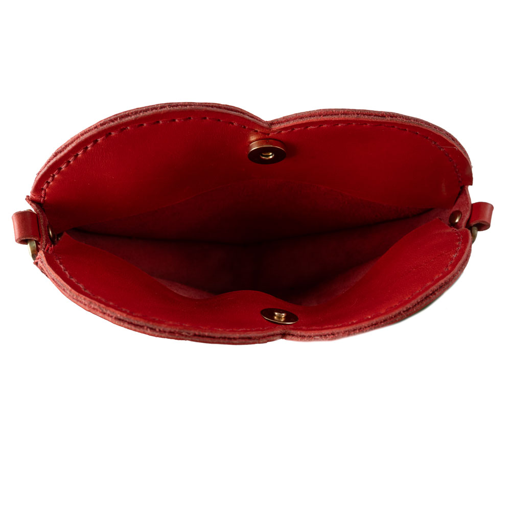 KIRMIZIKALPÇANTAAKSESUARLARI1